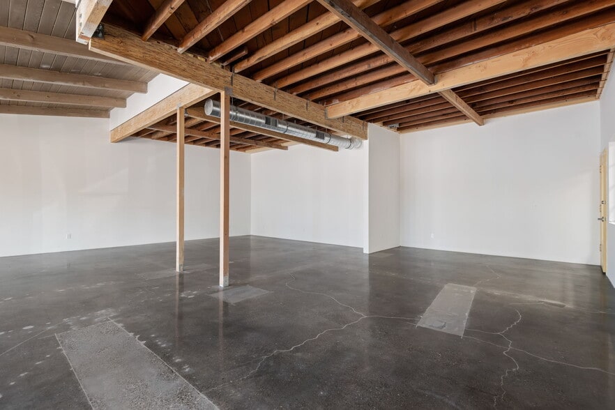 More Photos Of 5030-5036 Carpinteria Ave, Carpinteria Storefront Retail Office For Lease