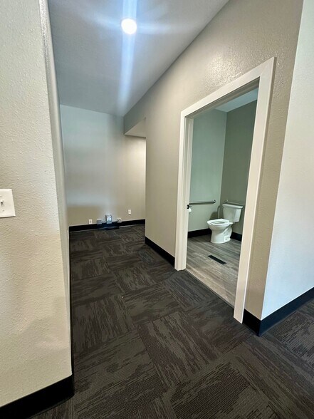 More Photos Of 140 E 22nd St, Fremont Medical For Sale