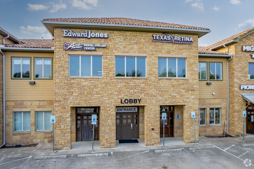 More Photos Of 4010 Sandy Brook Dr, Round Rock Medical For Sale