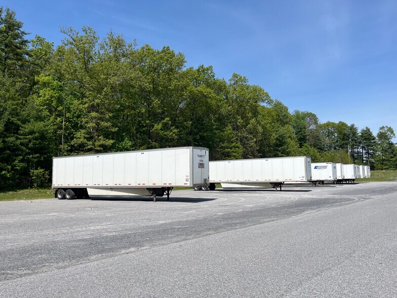 More Photos Of 49 Geyser Rd, Saratoga Springs Manufacturing For Lease