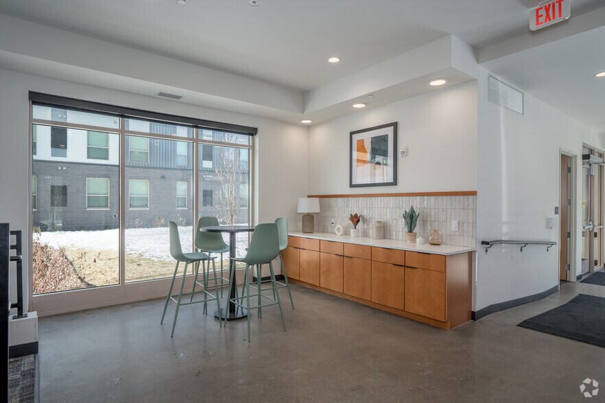 More Photos Of 1835 University Ave W, Saint Paul Apartments For Lease