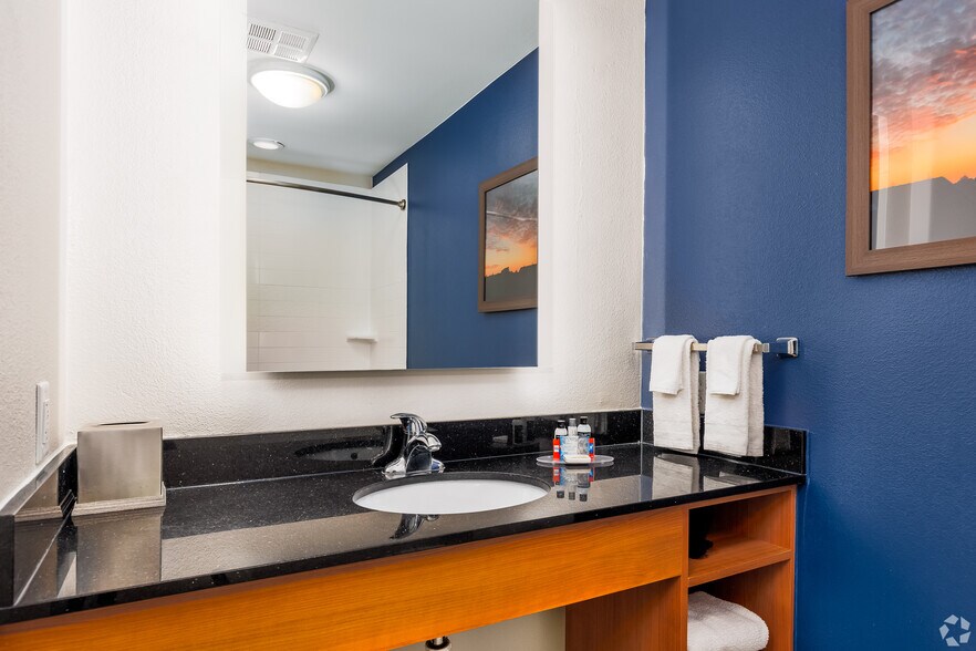 More Photos Of 6851 West Fwy, Fort Worth Hotel For Sale