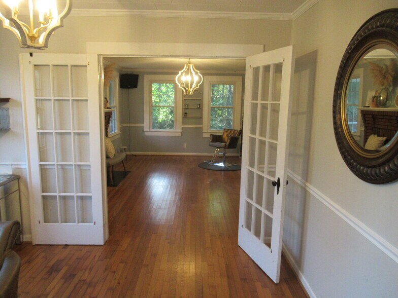 More Photos Of 1704 Gastonia Hwy, Lincolnton Office For Lease