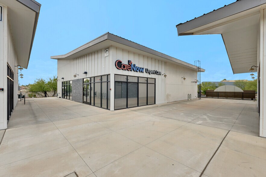 More Photos Of 9640 Montwood Dr, El Paso Storefront For Lease
