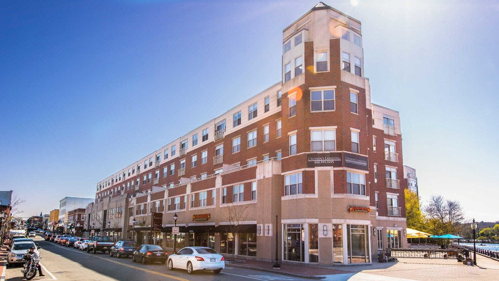More Photos Of 237 Moody St, Waltham Apartments For Lease