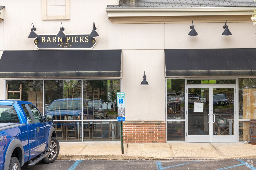 More Photos Of 21 NJ-31, Pennington General Retail For Lease