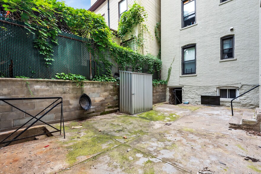 More Photos Of 8794 15th Ave, Brooklyn Apartments For Sale