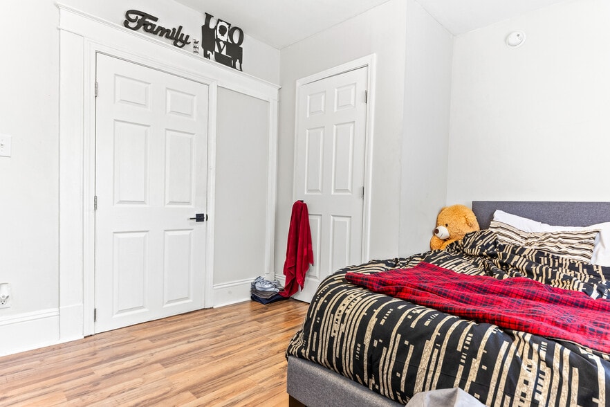 More Photos Of 51 Tanguay St, Sanford Apartments For Sale
