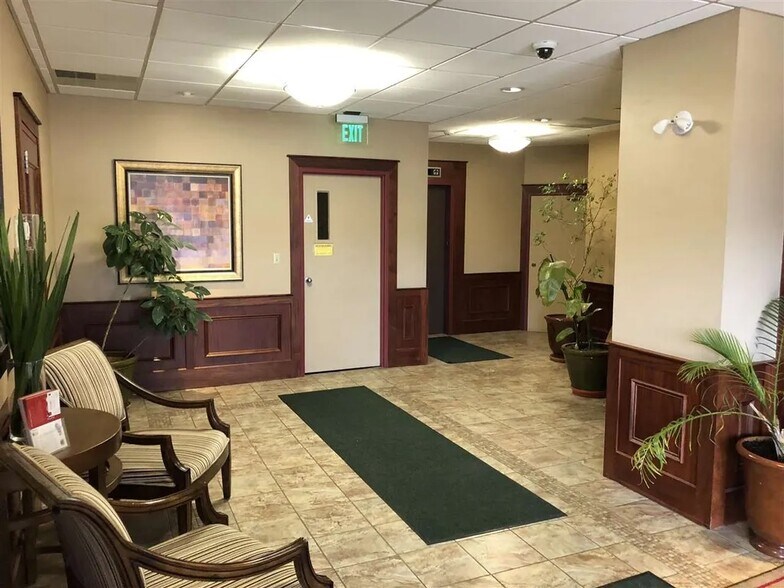 More Photos Of 1650 Elm St, Manchester Medical For Sale