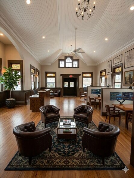 More Photos Of 475 College Hwy, Southwick Office For Sale