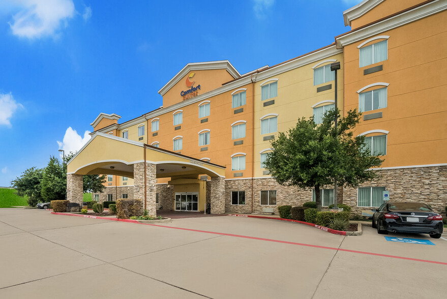 Primary Photo Of 2301 N President George Bush Hwy, Plano Hotel For Sale