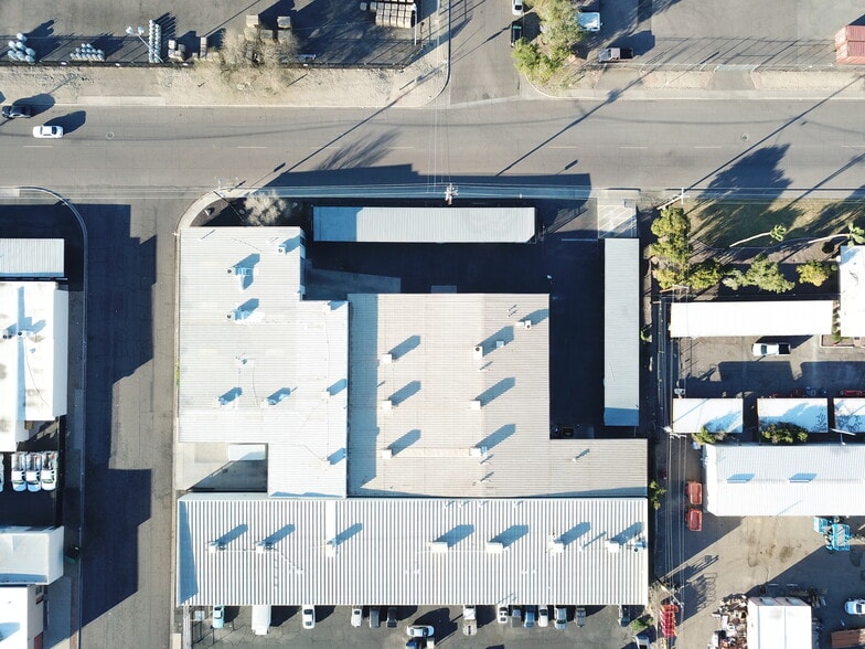 More Photos Of 2115 W Mountain View Rd, Phoenix Manufacturing For Sale