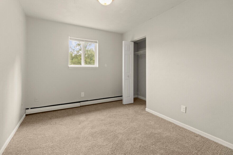 More Photos Of 8150 E Michigan Ave, Galesburg Apartments For Sale