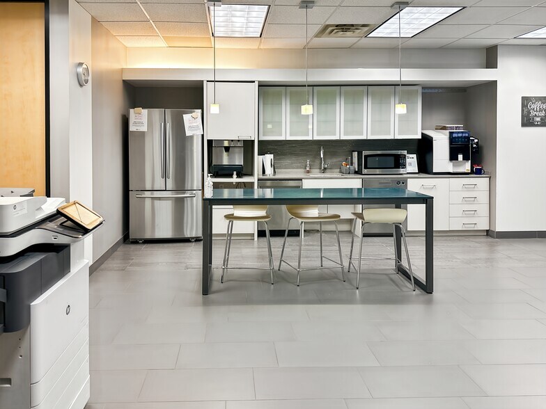 More Photos Of 20333 State Highway 249, Houston Office For Lease