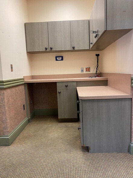 More Photos Of 8489-8491 SE 165th Mulberry Ln, The Villages Medical For Lease