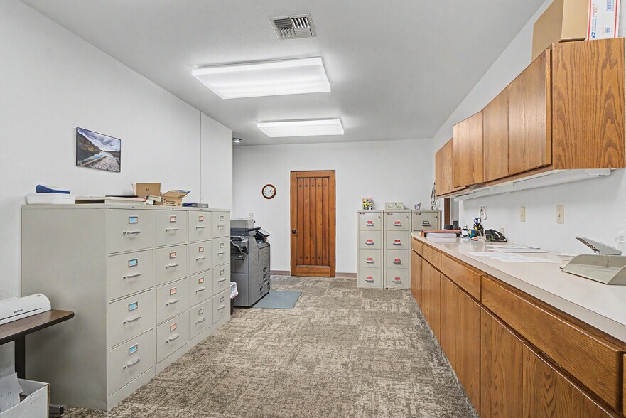 More Photos Of 56 C St NW, Ephrata Office Residential For Sale