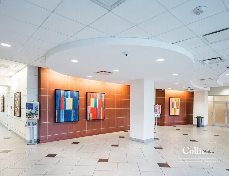 More Photos Of 1441 Main St, Columbia Office For Lease