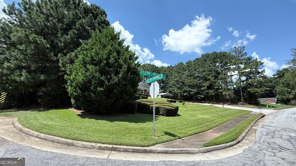 More Photos Of 1401 Stone Bridge Ln SW, Conyers Office Residential For Sale