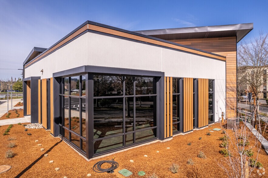 More Photos Of 17457 SW Parkway Ct, Sherwood Medical For Lease