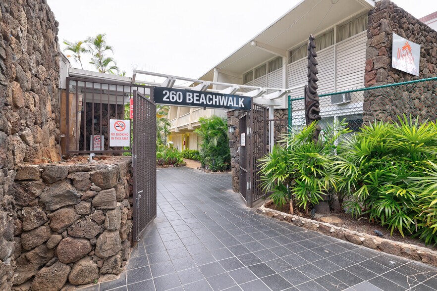Primary Photo Of 260 Beach Walk, Honolulu Hotel For Lease