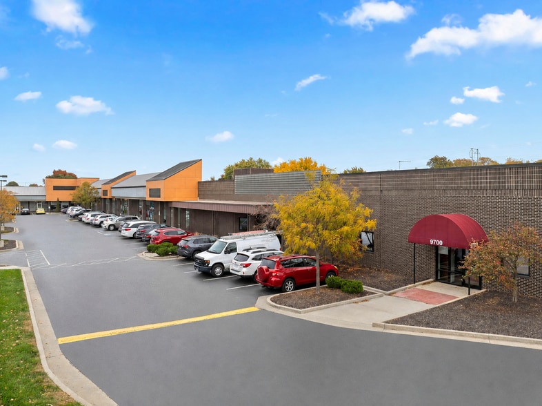 Primary Photo Of 9700-9850 W 87th St, Overland Park Unknown For Lease