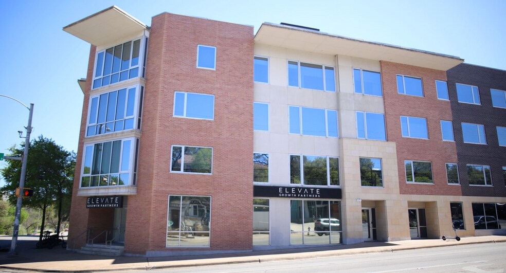 More Photos Of 901 W 9th St, Austin Office For Lease