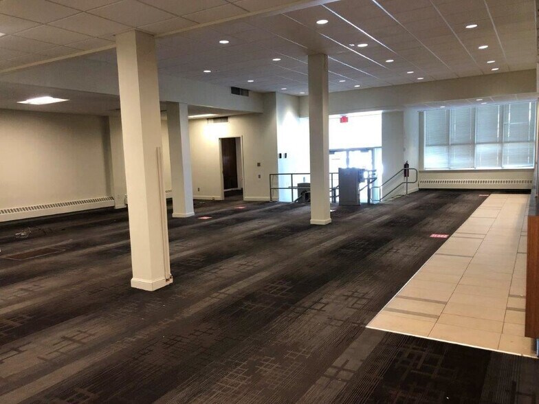 More Photos Of 22 Main St, Southington Bank For Sale