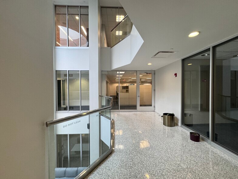 More Photos Of 430 Route 22 E, Bridgewater Office For Lease