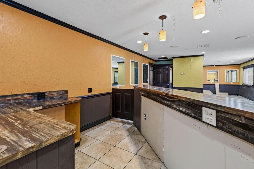More Photos Of 102 Phillips Dairy Rd, Palatka Restaurant For Sale