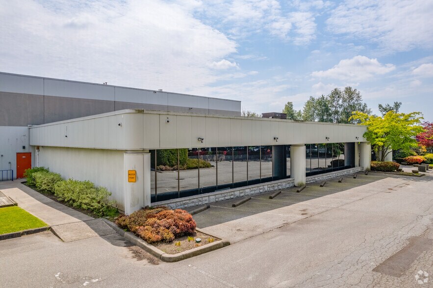 More Photos Of 7260 Winston St, Burnaby Light Distribution For Lease