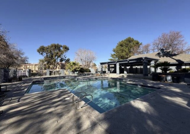 More Photos Of 1210-1340 Meadow View Ln, Lancaster Apartments For Sale