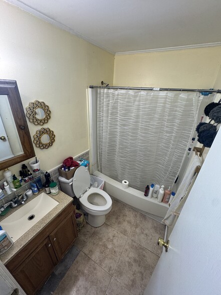 More Photos Of , Gallatin Multifamily For Sale