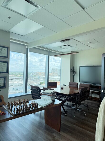 More Photos Of 8950 SW 74th Ct, Miami Office For Lease