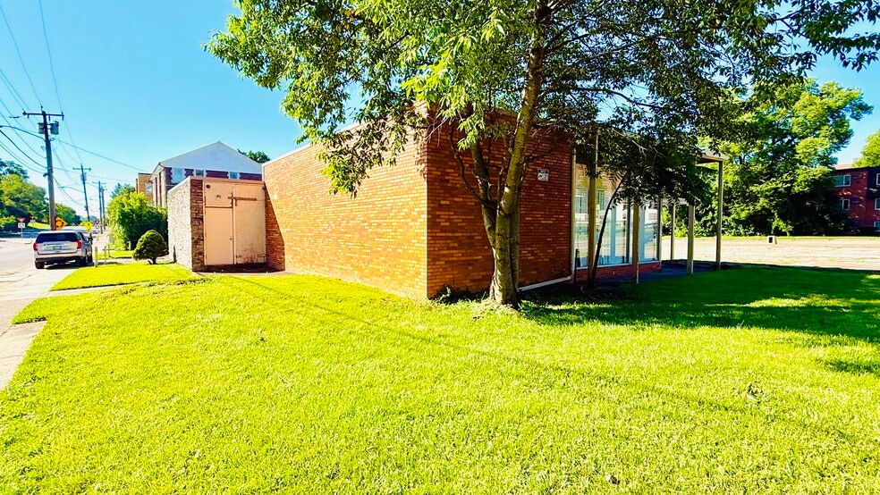More Photos Of 3770 Reading Rd, Cincinnati Office For Sale
