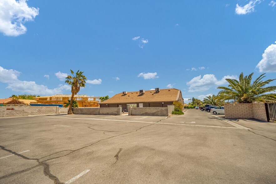 More Photos Of 3131 S Jones Blvd, Las Vegas Office For Sale