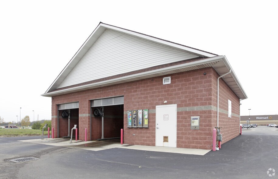 More Photos Of 1708 N Barron St, Eaton Carwash For Sale