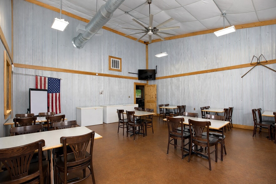 More Photos Of 3891 S Highway 365, Redfield Freestanding For Sale