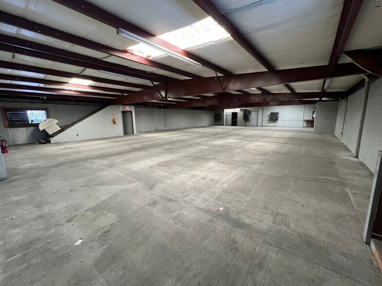 More Photos Of 1900 Central Ave, Saint Petersburg Freestanding For Lease