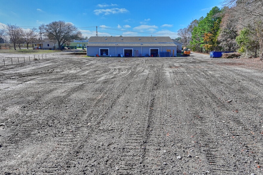 More Photos Of 424 Mt Phillips St, Rock Hill General Retail For Lease