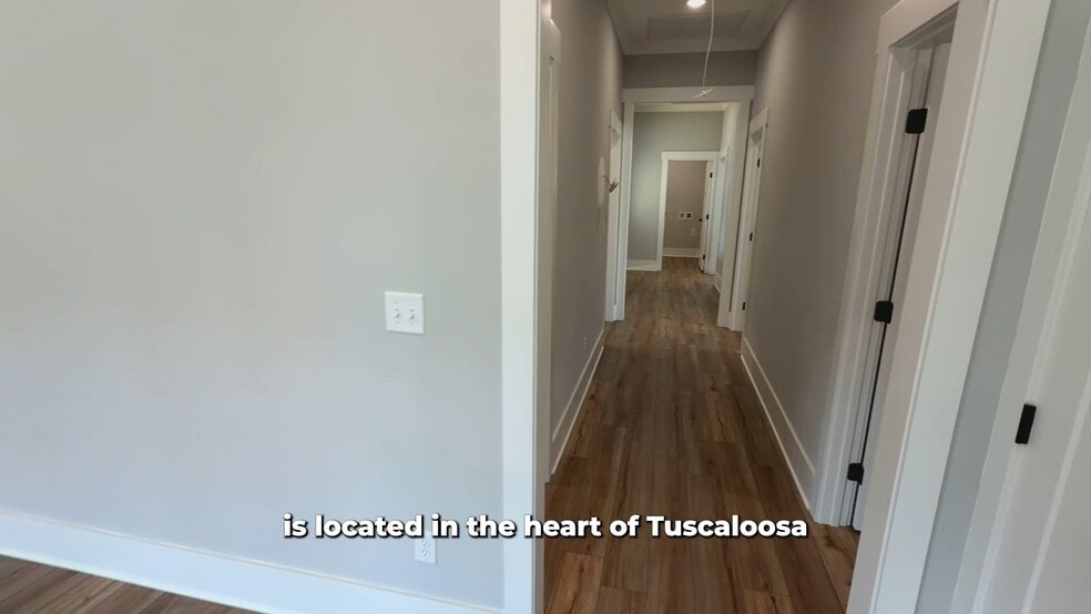 Primary Photo Of 514 Lurleen B Wallace Blvd, Tuscaloosa Office For Lease