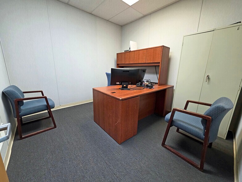 More Photos Of 100 Prushnok Dr, Punxsutawney Office For Sale