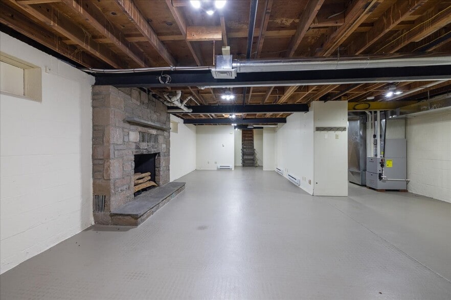 More Photos Of 563 Deep Run Rd, Perkasie Contractor Storage Yard For Sale