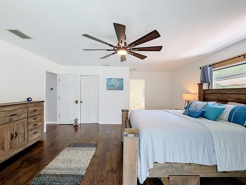 More Photos Of 26311 Willow St, Brooksville Specialty For Sale