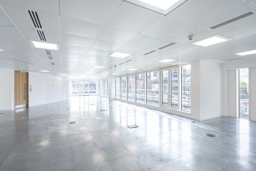 More Photos Of 2-10 St Bride St, London Office Residential For Lease