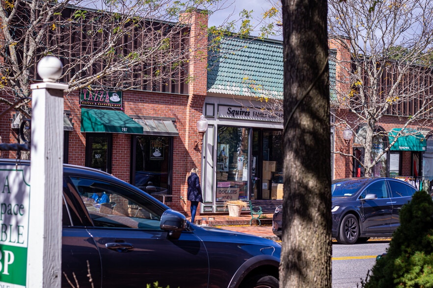 More Photos Of 192-202 Katonah Ave, Katonah Unknown For Lease