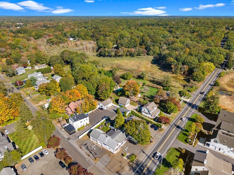 More Photos Of 905 Boston Post Rd, Madison Flex For Sale