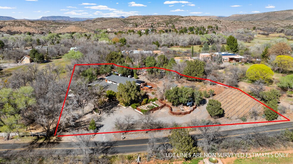 More Photos Of 10580 E Swinging Bridge Ln, Cornville Specialty For Sale