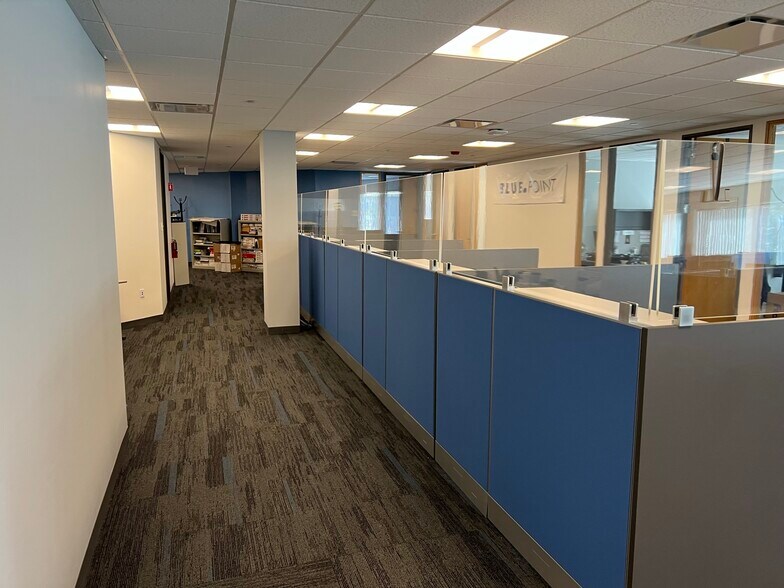 More Photos Of 138 River Rd, Andover Office For Lease