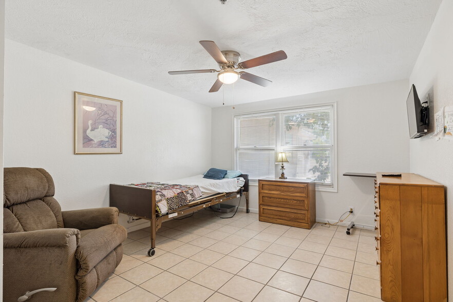 More Photos Of 1600 E Citation Ln, Tempe Assisted Living For Sale