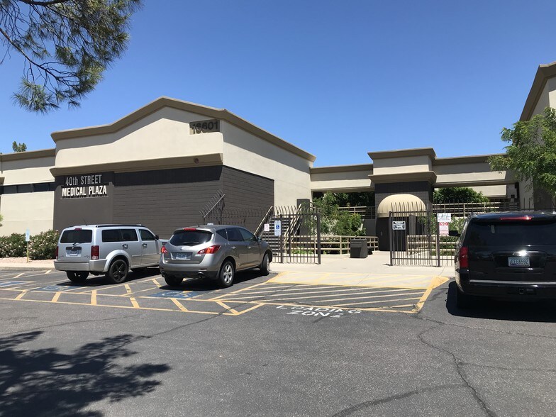 More Photos Of 16601 N 40th St, Phoenix Medical For Lease